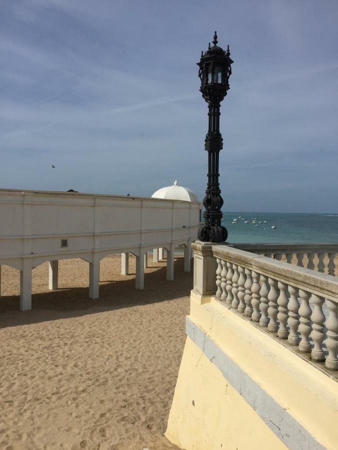 Apartamento Balneario Playa Caleta Cadiz Exterior photo